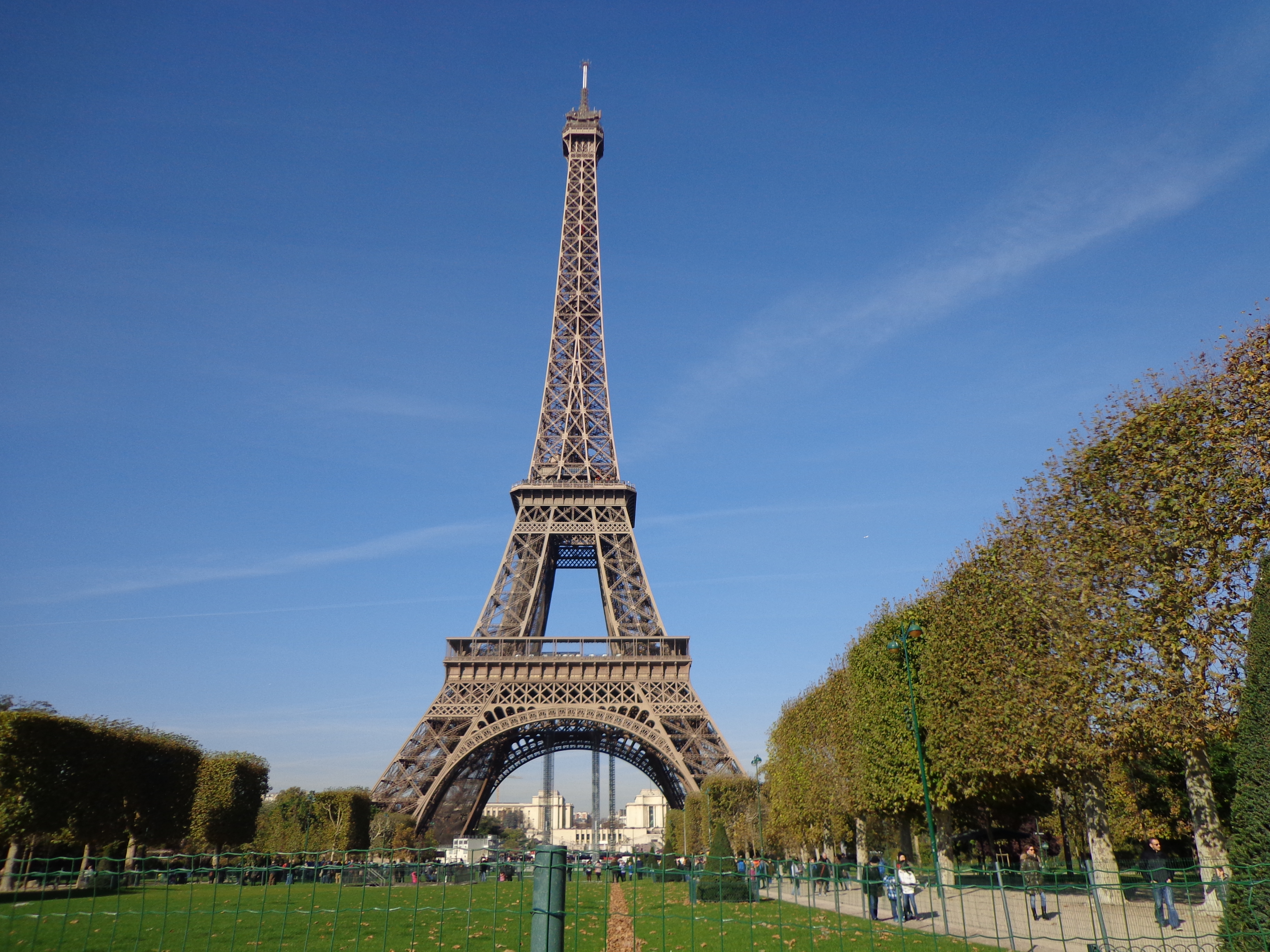 Gambar Pemandangan Menara Eiffel - Toko FD Flashdisk 